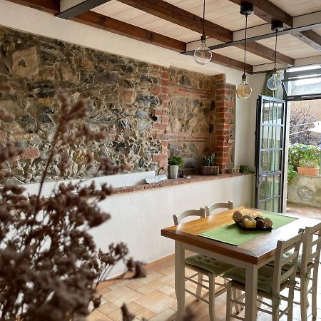 Il Granaio Apartment Кастането Кардучи Екстериор снимка