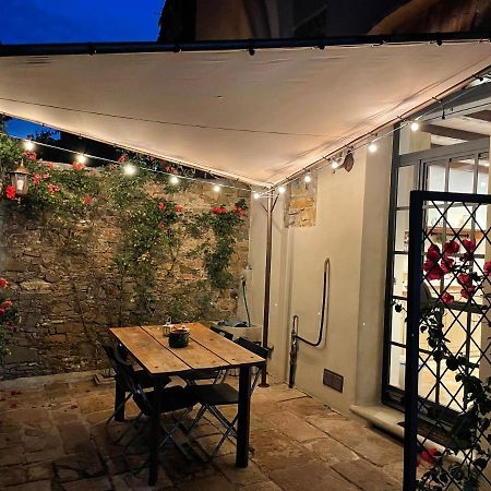 Il Granaio Apartment Кастането Кардучи Екстериор снимка