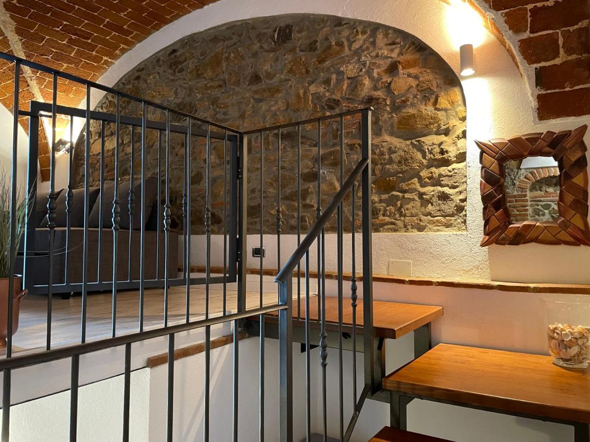 Il Granaio Apartment Кастането Кардучи Екстериор снимка
