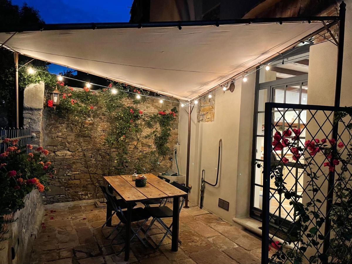 Il Granaio Apartment Кастането Кардучи Екстериор снимка