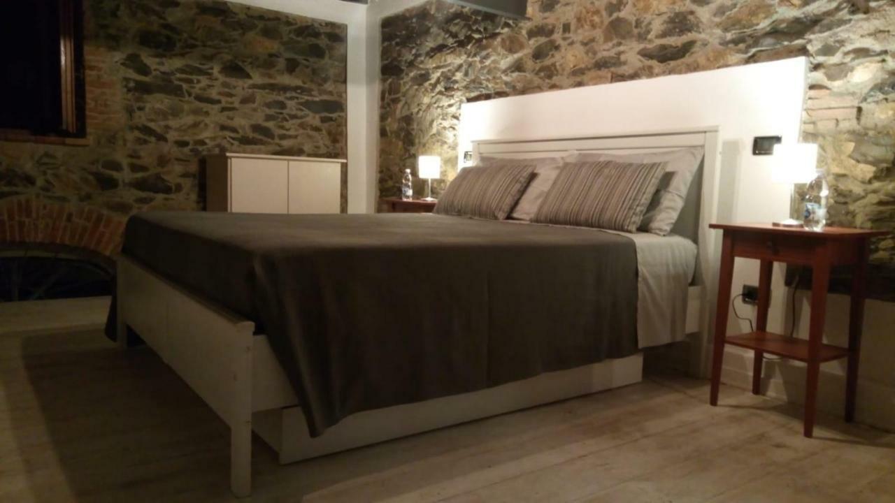Il Granaio Apartment Кастането Кардучи Екстериор снимка