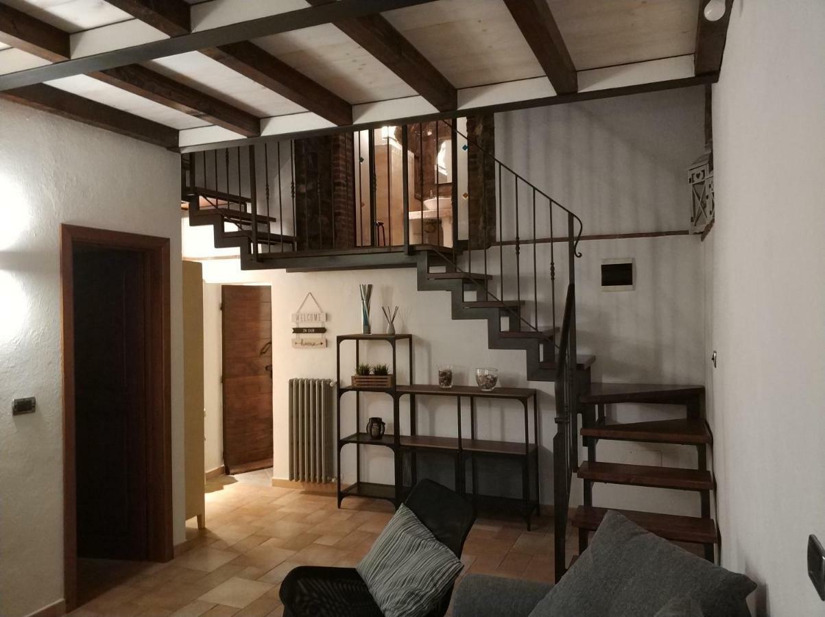 Il Granaio Apartment Кастането Кардучи Екстериор снимка